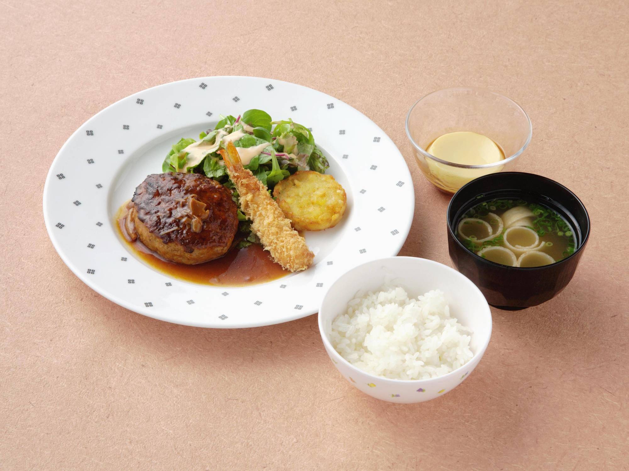 โรงแรมโทโนซาวะ ควอเตอร์ ไซซันส์ ฮาโกเน่ ภายนอก รูปภาพ