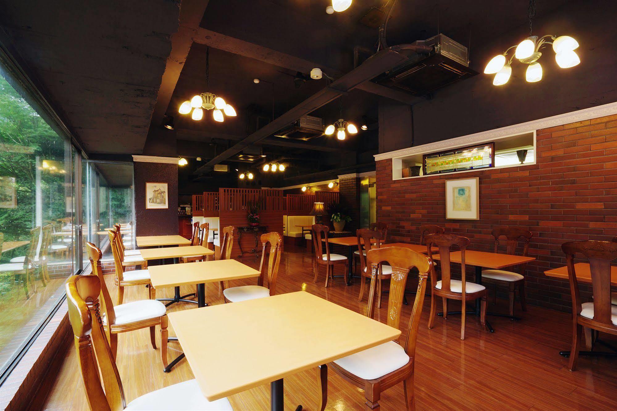 โรงแรมโทโนซาวะ ควอเตอร์ ไซซันส์ ฮาโกเน่ ภายนอก รูปภาพ