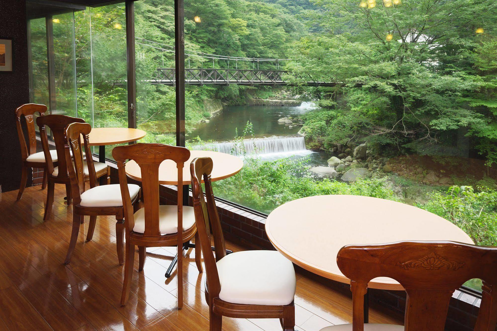 โรงแรมโทโนซาวะ ควอเตอร์ ไซซันส์ ฮาโกเน่ ภายนอก รูปภาพ