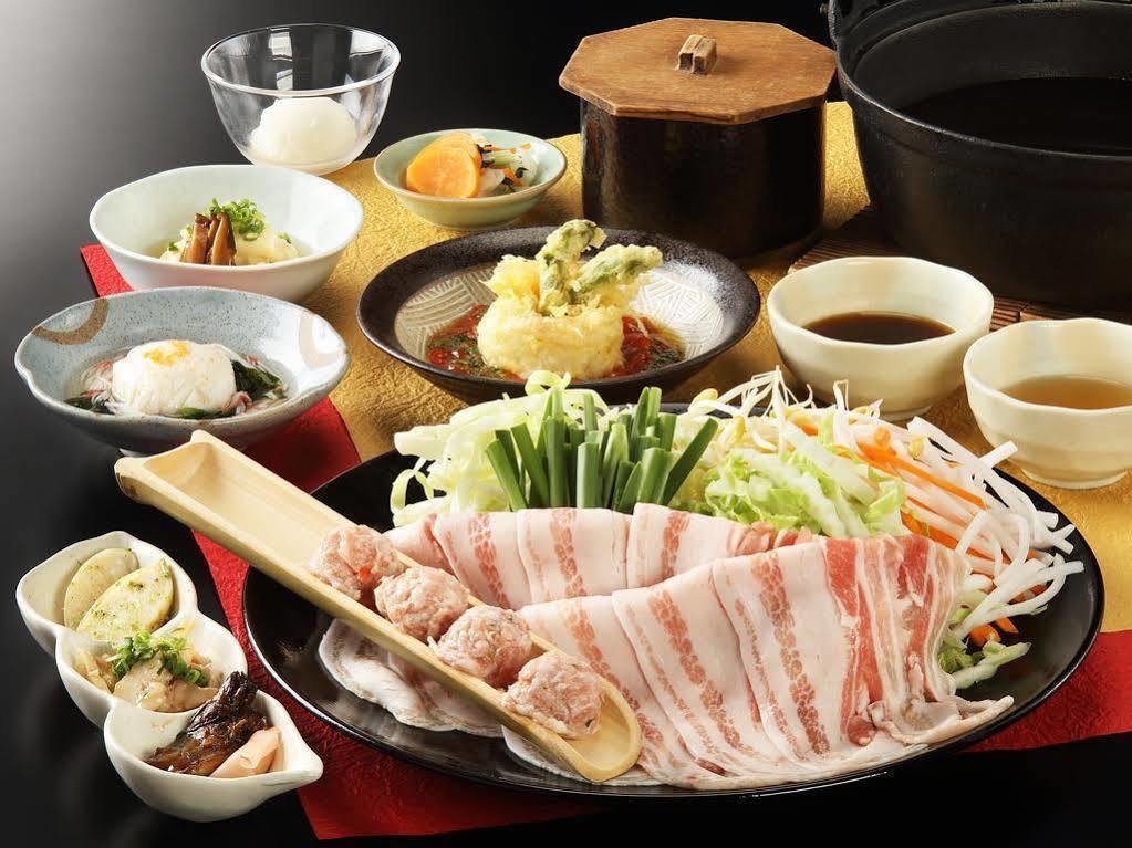 โรงแรมโทโนซาวะ ควอเตอร์ ไซซันส์ ฮาโกเน่ ภายนอก รูปภาพ