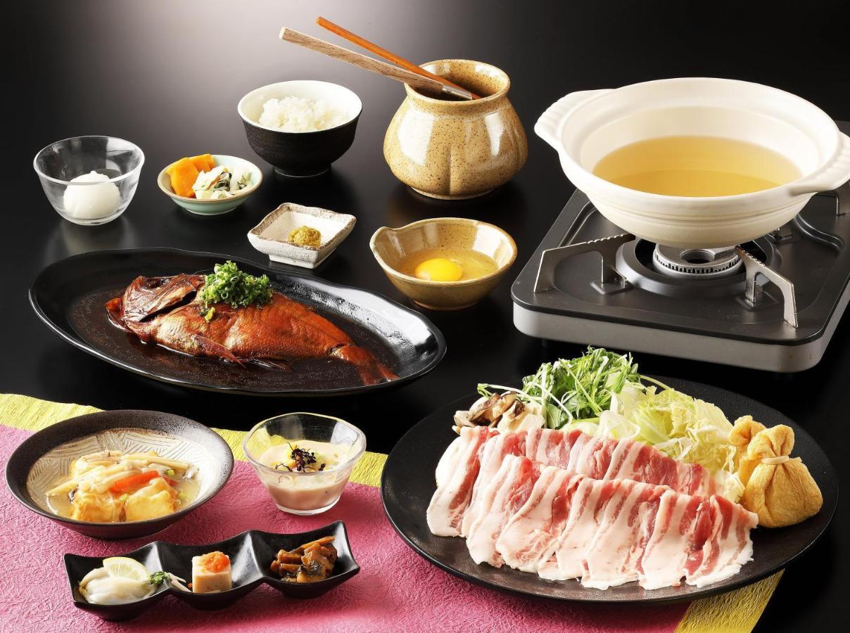 โรงแรมโทโนซาวะ ควอเตอร์ ไซซันส์ ฮาโกเน่ ภายนอก รูปภาพ