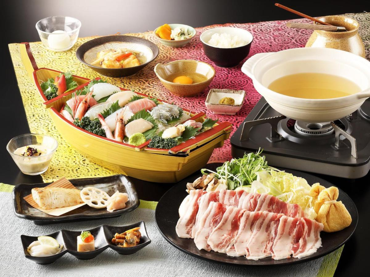 โรงแรมโทโนซาวะ ควอเตอร์ ไซซันส์ ฮาโกเน่ ภายนอก รูปภาพ